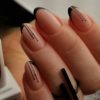 Black-painting-gel-on-nails