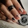 black-nail-art