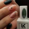 oxide-green-nail-varnish